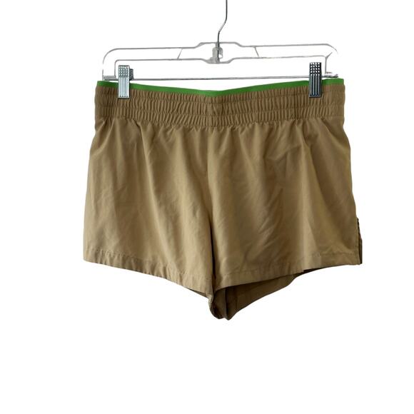 FABLETICS Tan Hali Run 3.5" Shorts Women's Size Small - Picture 1 of 8